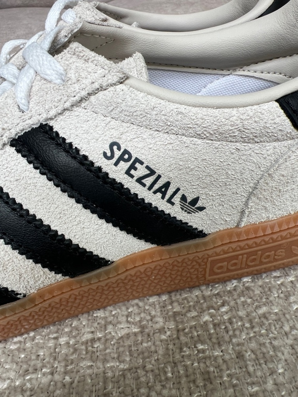WOMENS ADIDAS HANDBALL SPEZIAL - Picture 5 of 5